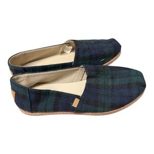 Tom’s Plaid Slip-On Shoes